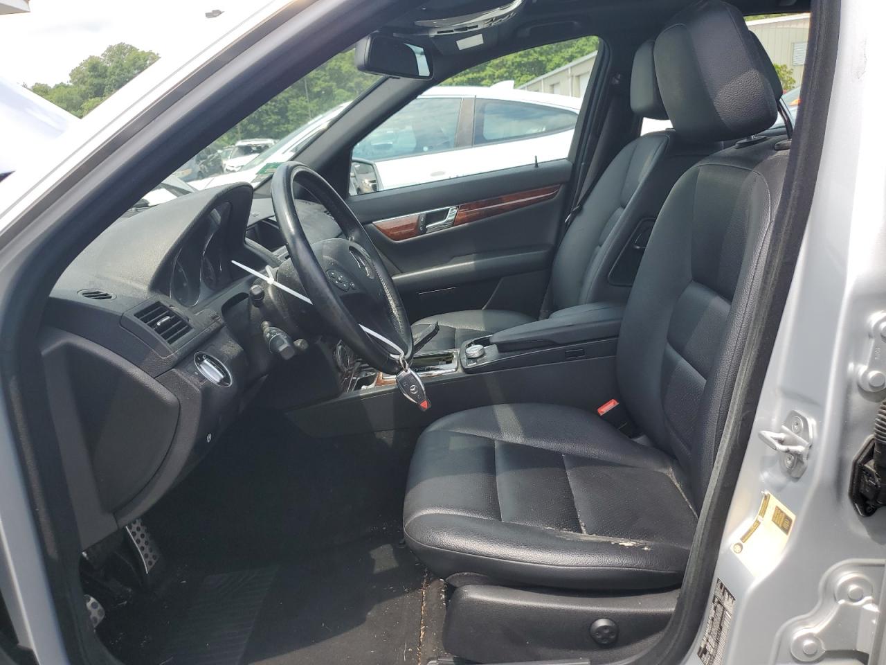 WDDGF8BB5BR156307 2011 Mercedes-Benz C 300 4Matic