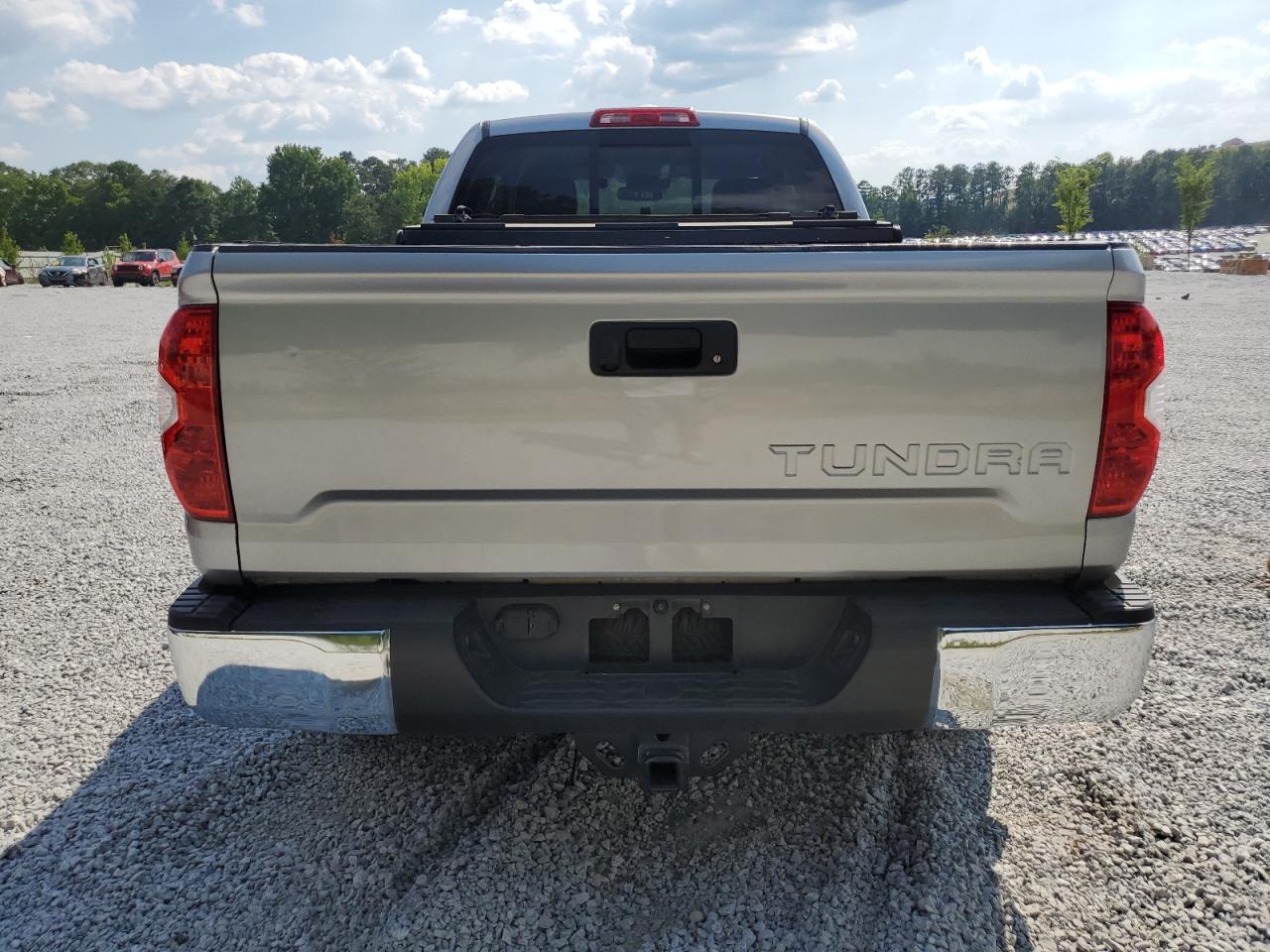 2019 Toyota Tundra Double Cab Sr/Sr5 vin: 5TFRM5F10KX140925