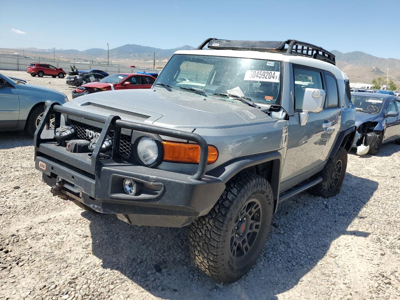 TOYOTA FJ CRUISER