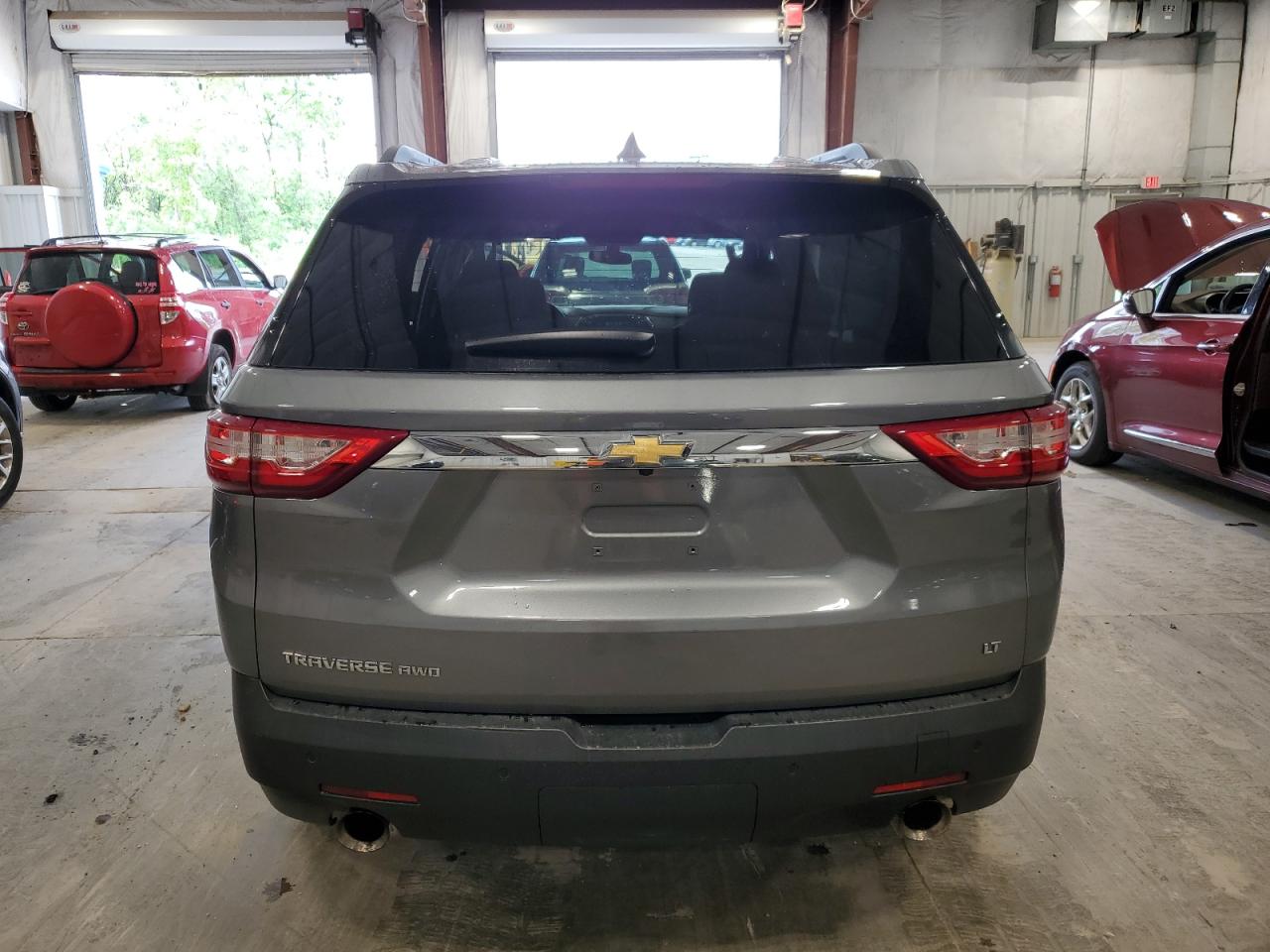 1GNEVGKW1KJ306937 2019 Chevrolet Traverse Lt