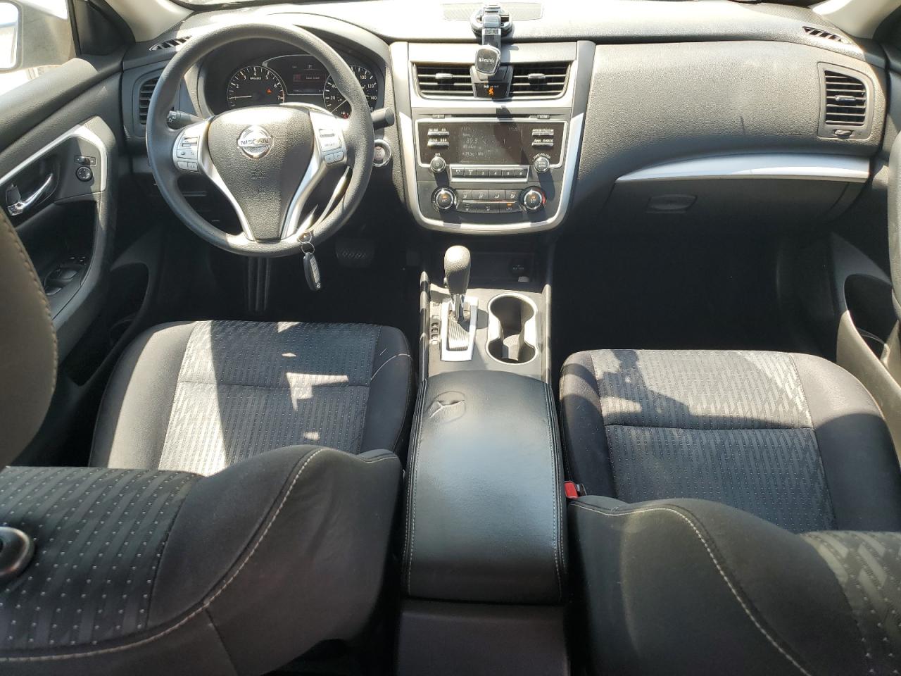 1N4AL3AP0GN319359 2016 Nissan Altima 2.5