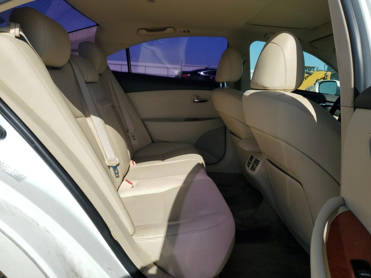 JTHBK1EG4B2470018 2011 Lexus Es 350