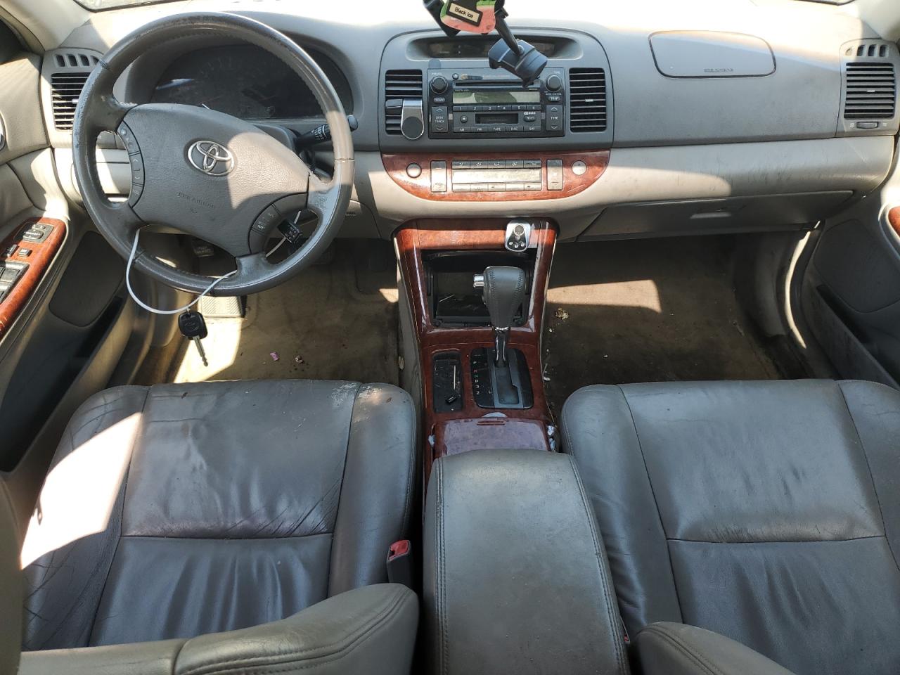 JTDBF30K350164831 2005 Toyota Camry Le