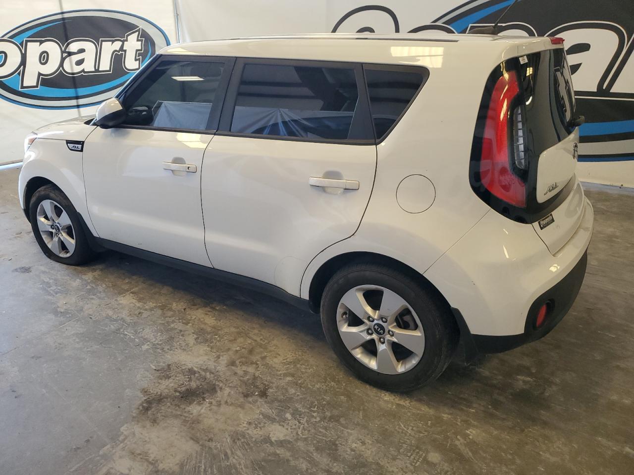 2018 Kia Soul vin: KNDJN2A20J7524078