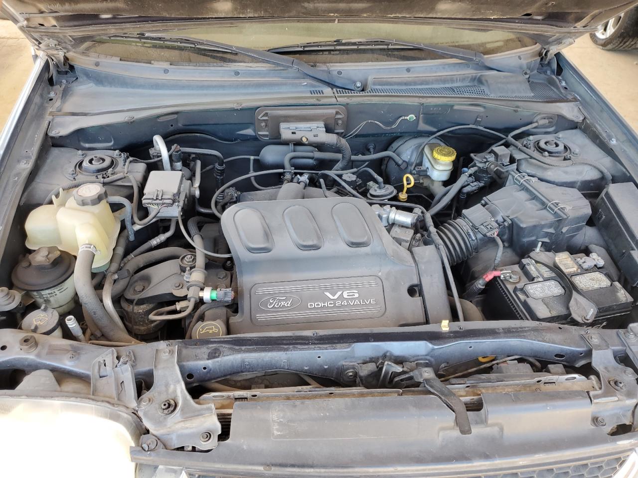 1FMYU02121KF45311 2001 Ford Escape Xls