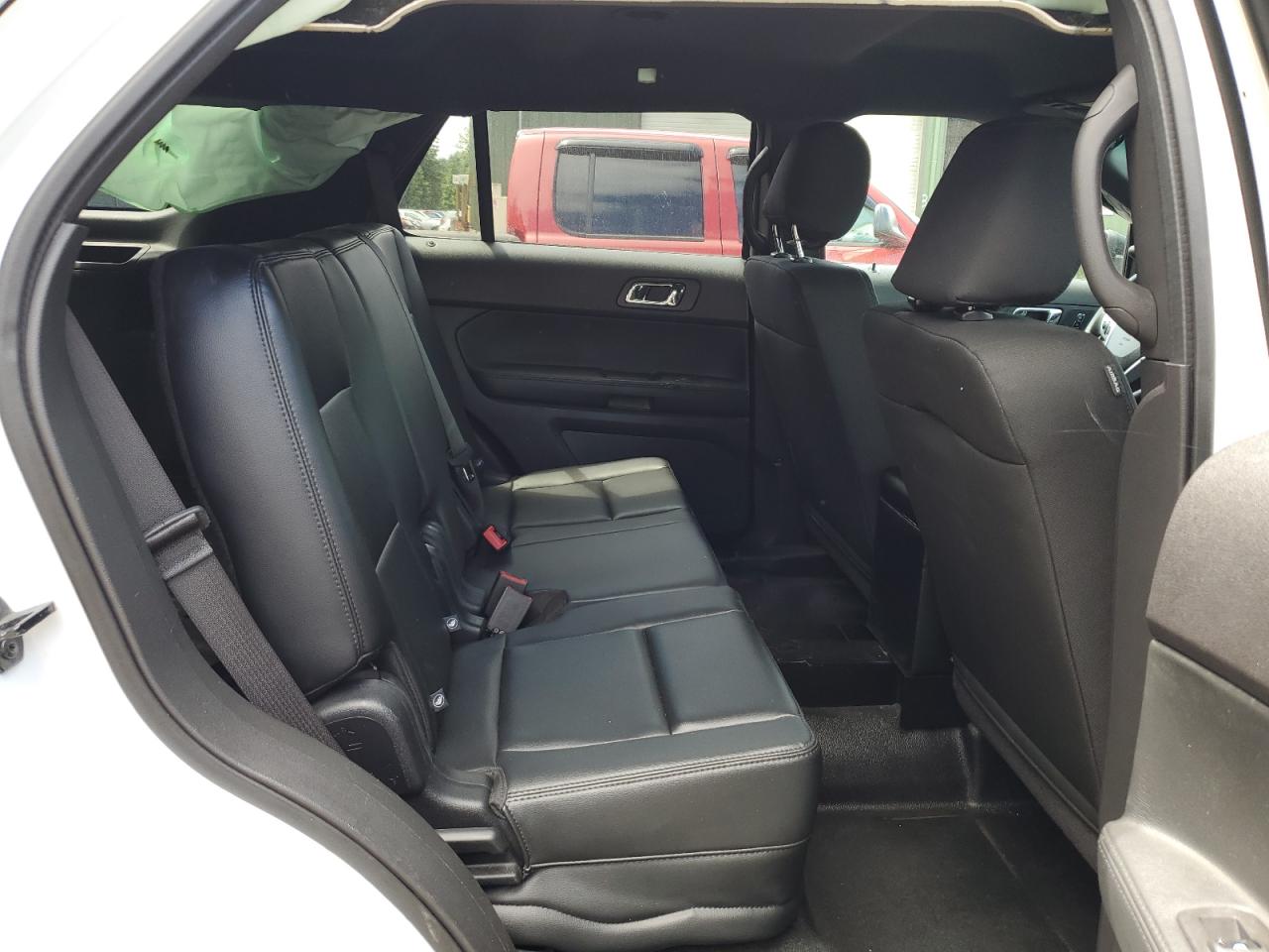 1FM5K8ATXFGC66824 2015 Ford Explorer Police Interceptor
