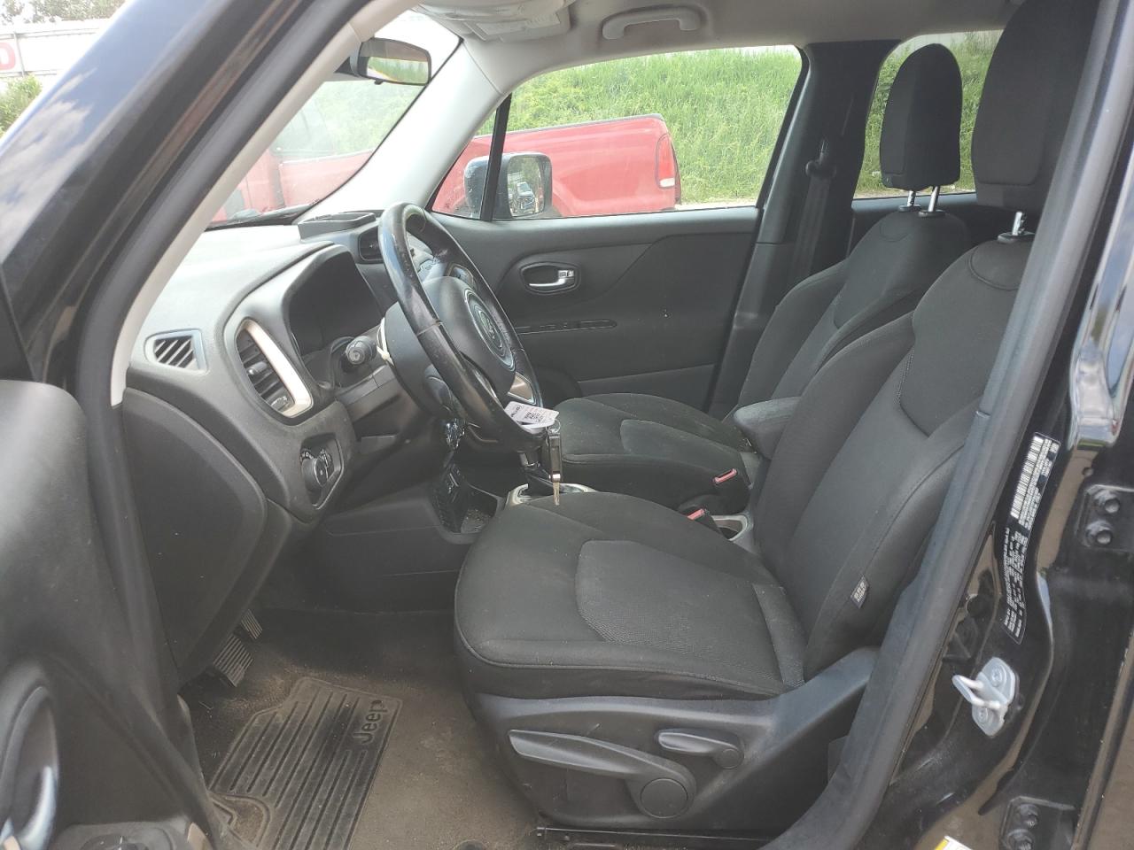 ZACCJABT8FPB23667 2015 Jeep Renegade Latitude