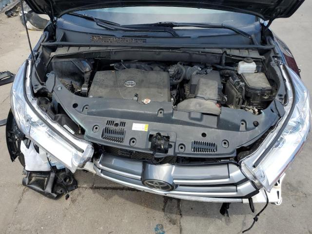 2019 Toyota Highlander Se VIN: 5TDJZRFH4KS999945 Lot: 60105884