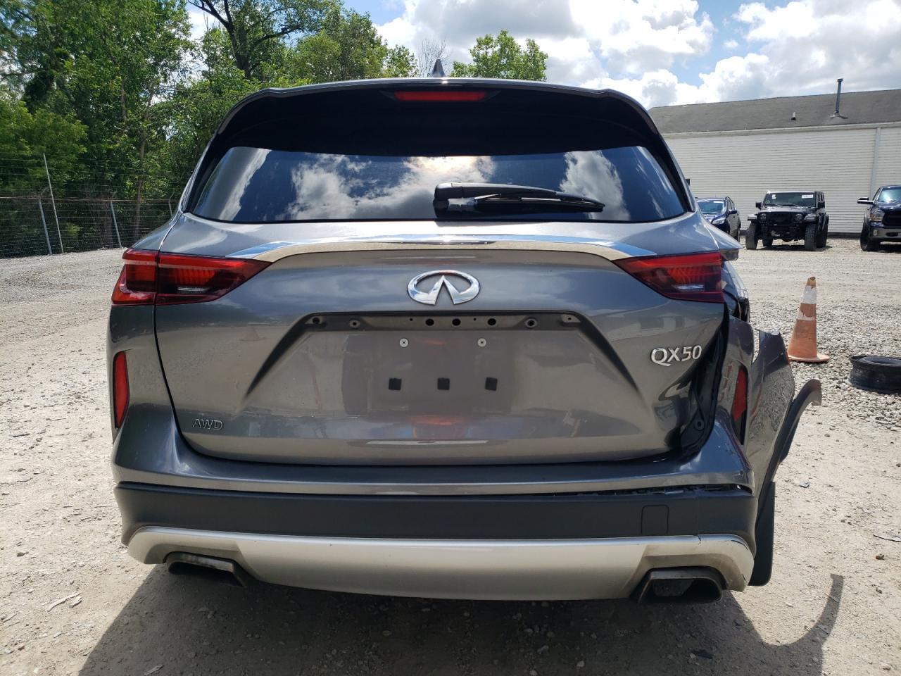 3PCAJ5M33KF146822 2019 Infiniti Qx50 Essential