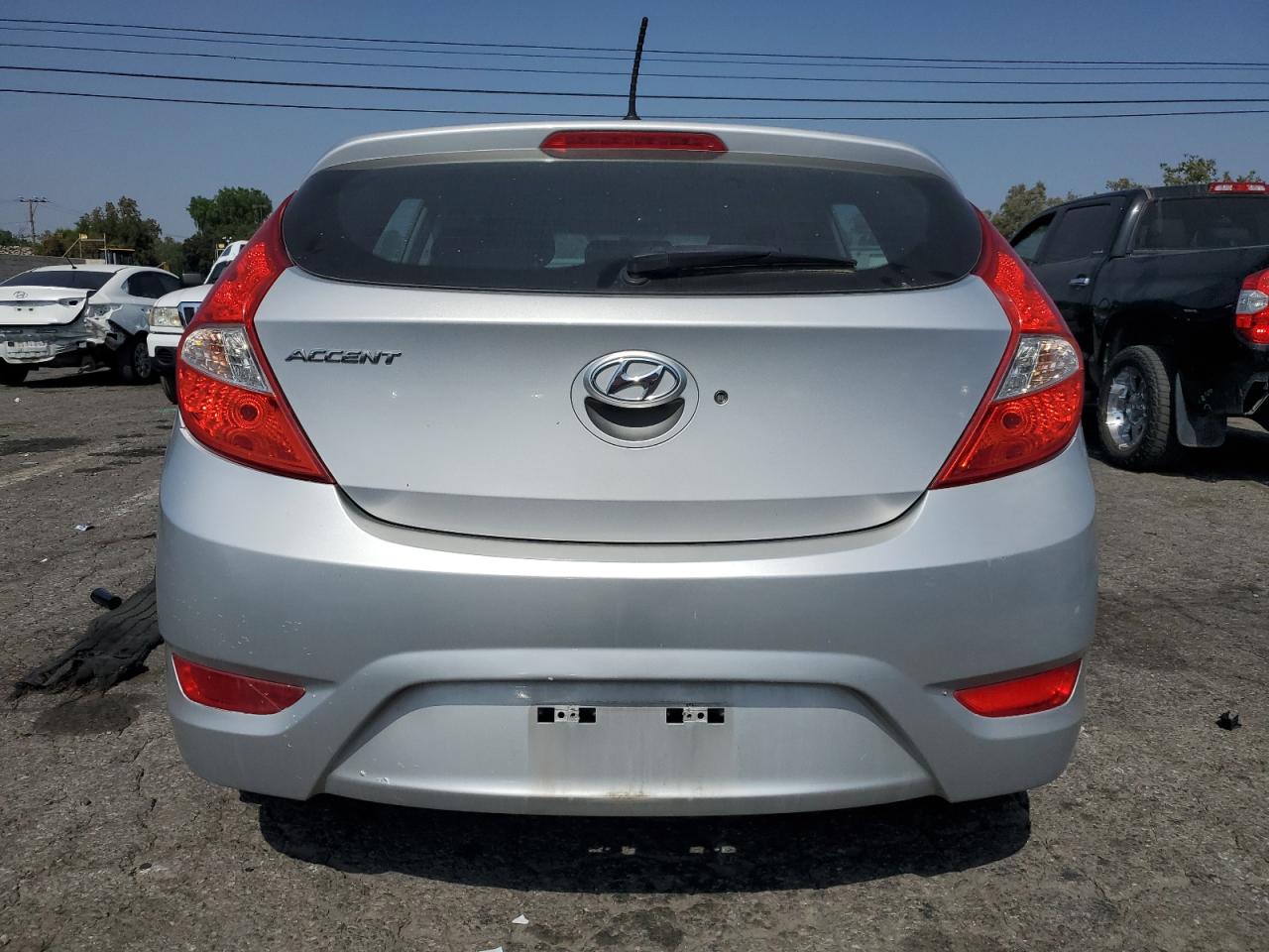 2016 Hyundai Accent Se vin: KMHCT5AE6GU281117