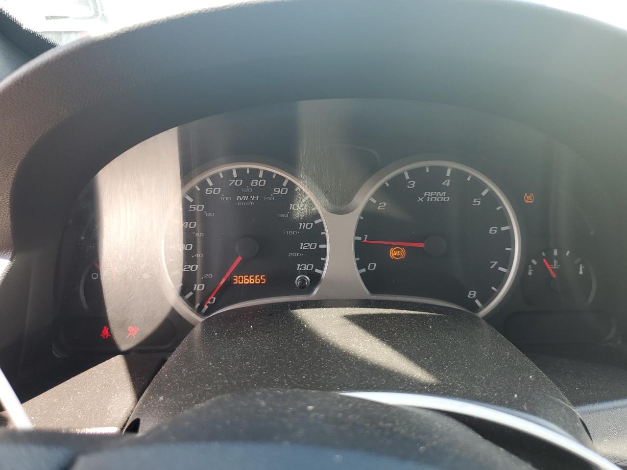 2CNDL73F156037389 2005 Chevrolet Equinox Lt