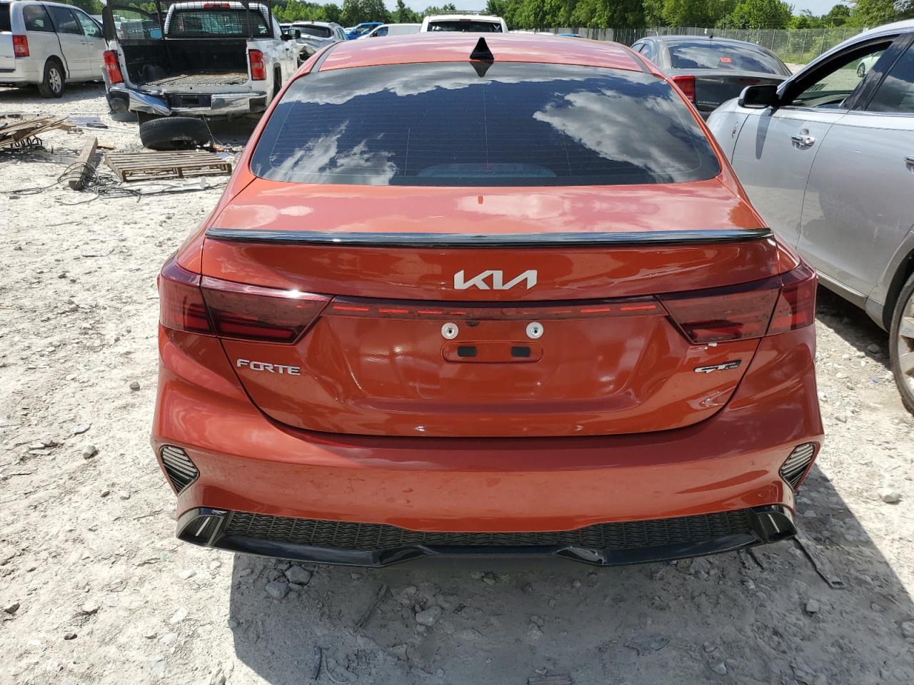 3KPF54AD9PE598904 2023 Kia Forte Gt Line