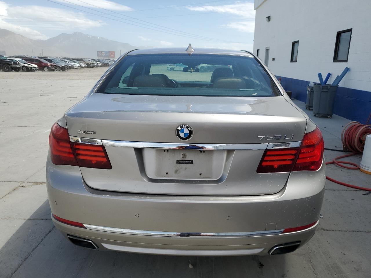 WBAYF8C54FD654148 2015 BMW 750 Lxi