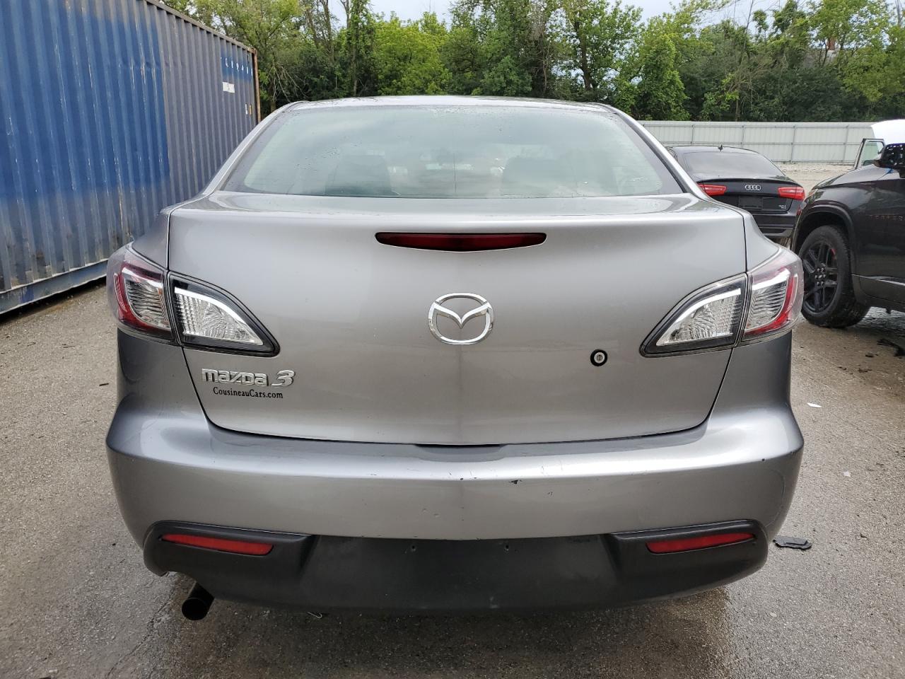 JM1BL1UG2B1378590 2011 Mazda 3 I