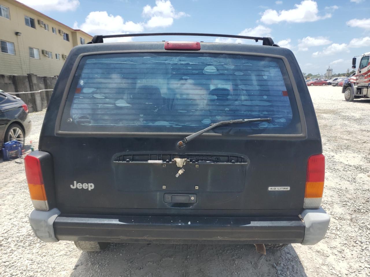 1J4FT48S5YL205901 2000 Jeep Cherokee Sport