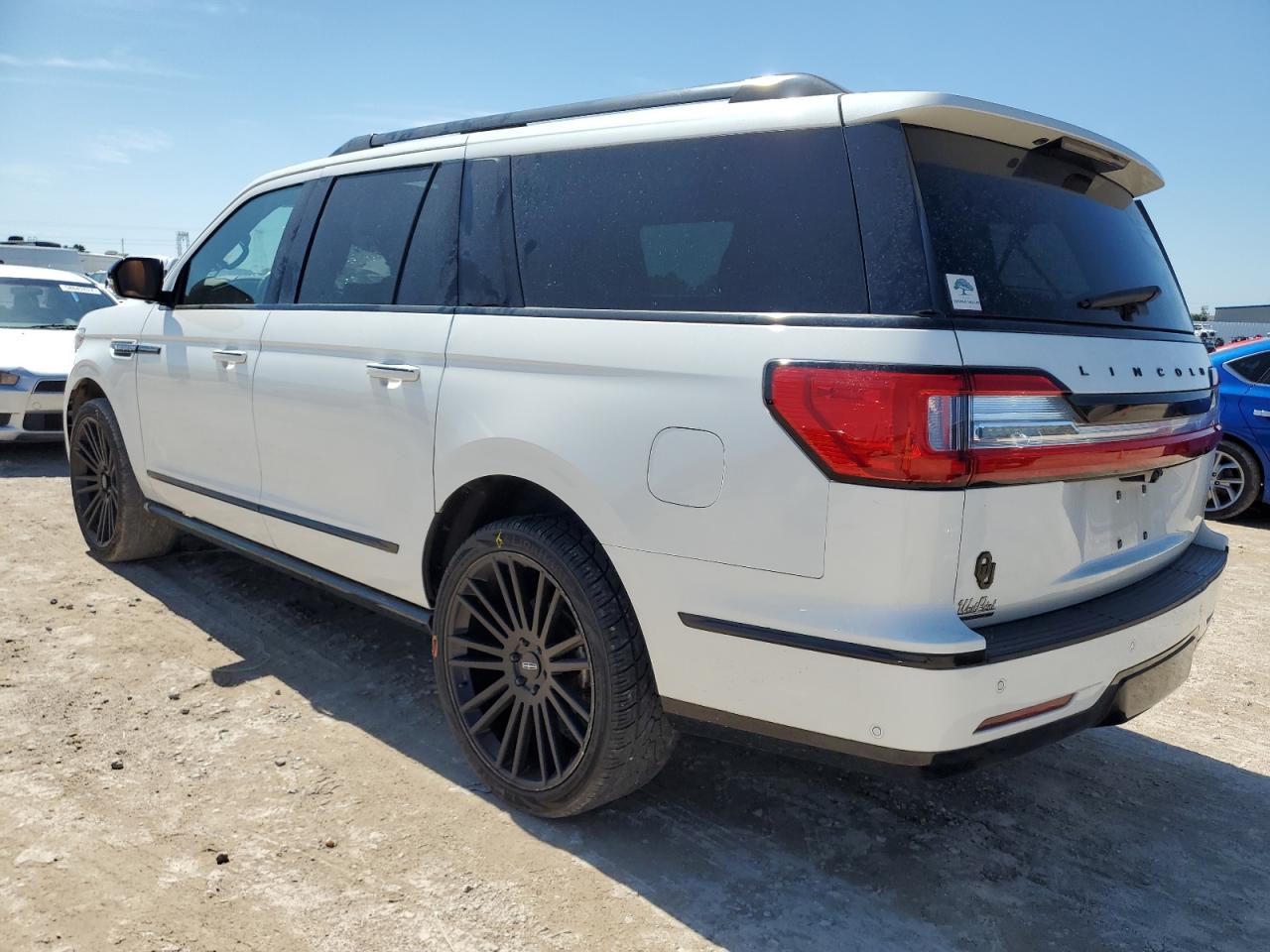 5LMJJ3KT1LEL05176 2020 Lincoln Navigator L Reserve