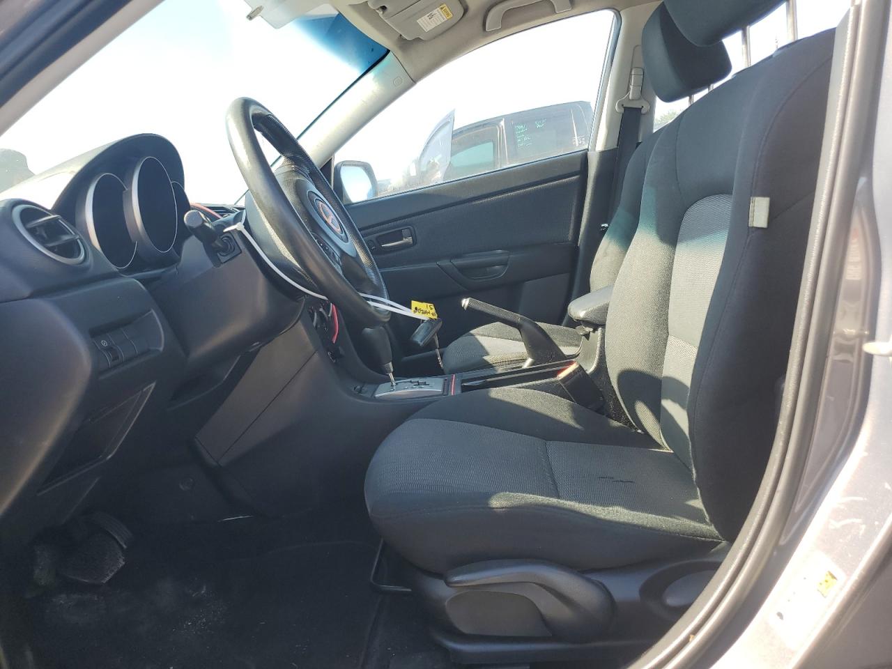 JM1BK32F471734179 2007 Mazda 3 I