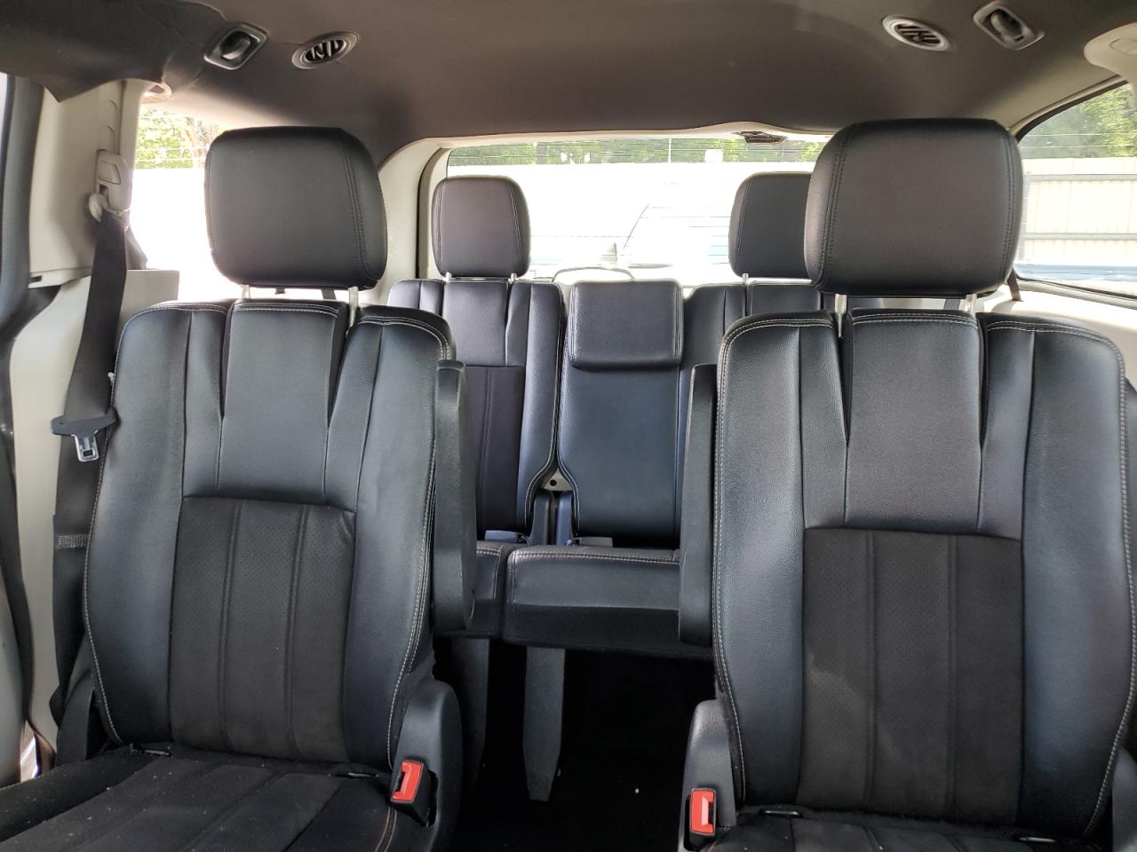 2C4RDGCG4KR692060 2019 Dodge Grand Caravan Sxt