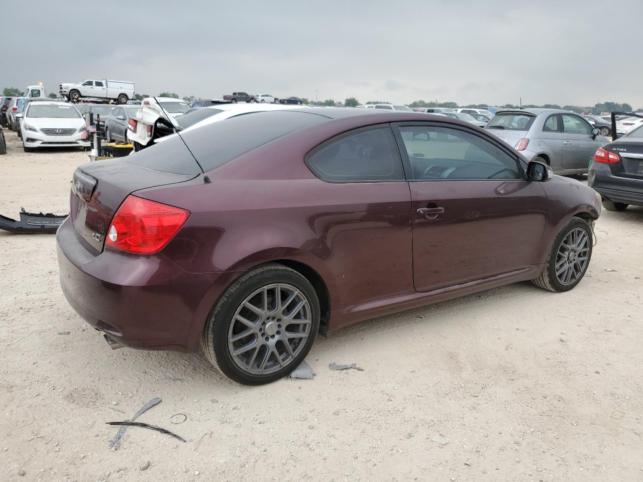 JTKDE177370212678 2007 Toyota Scion Tc