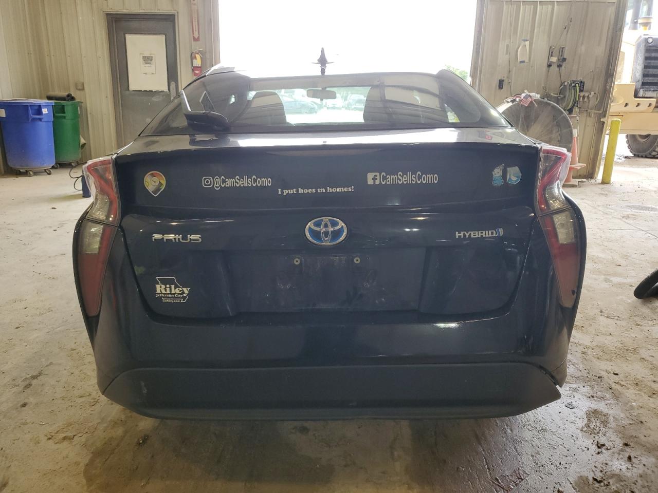 JTDKBRFU3G3012329 2016 Toyota Prius