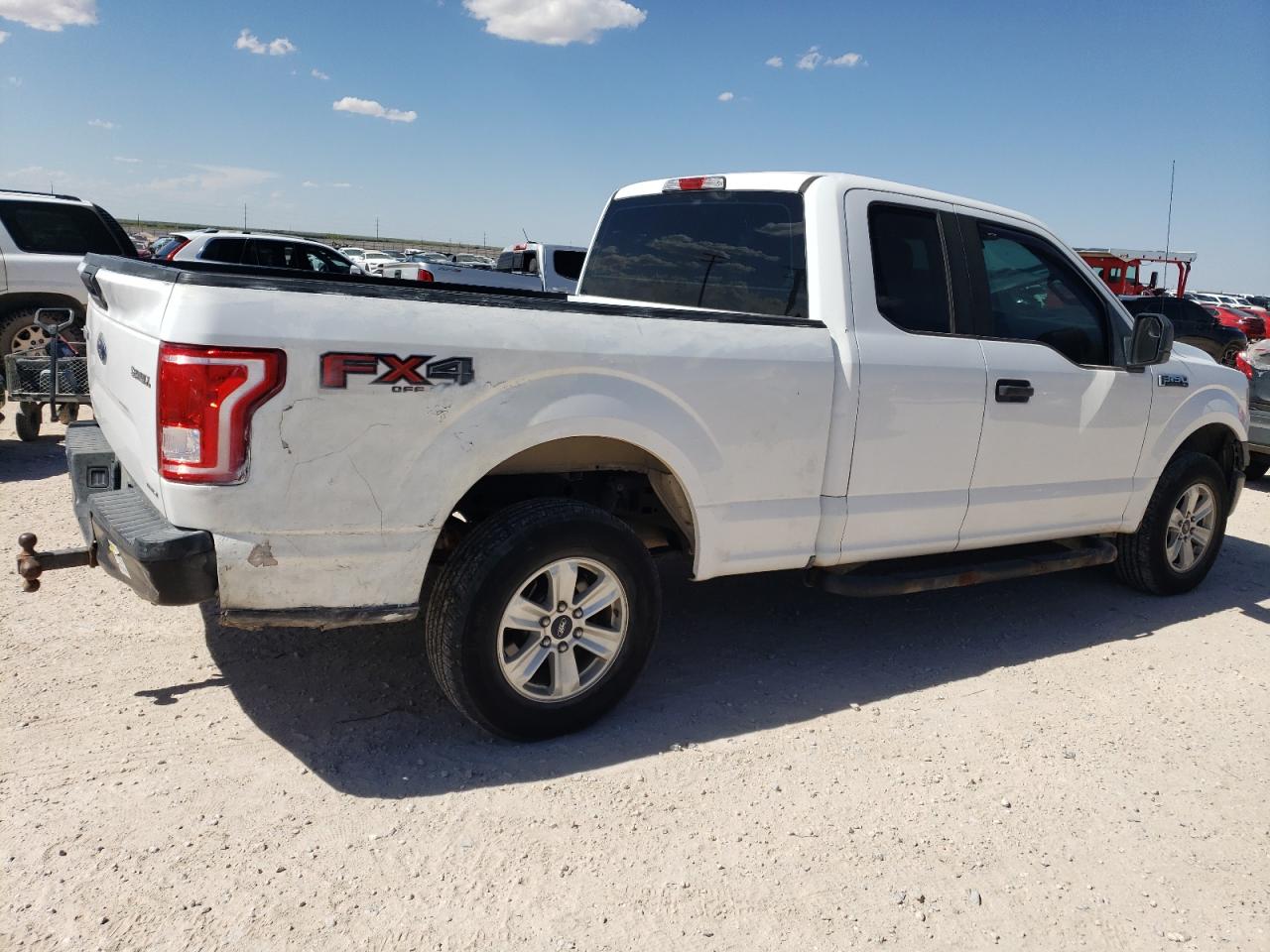 1FTFX1EF4GKF33752 2016 Ford F150 Super Cab