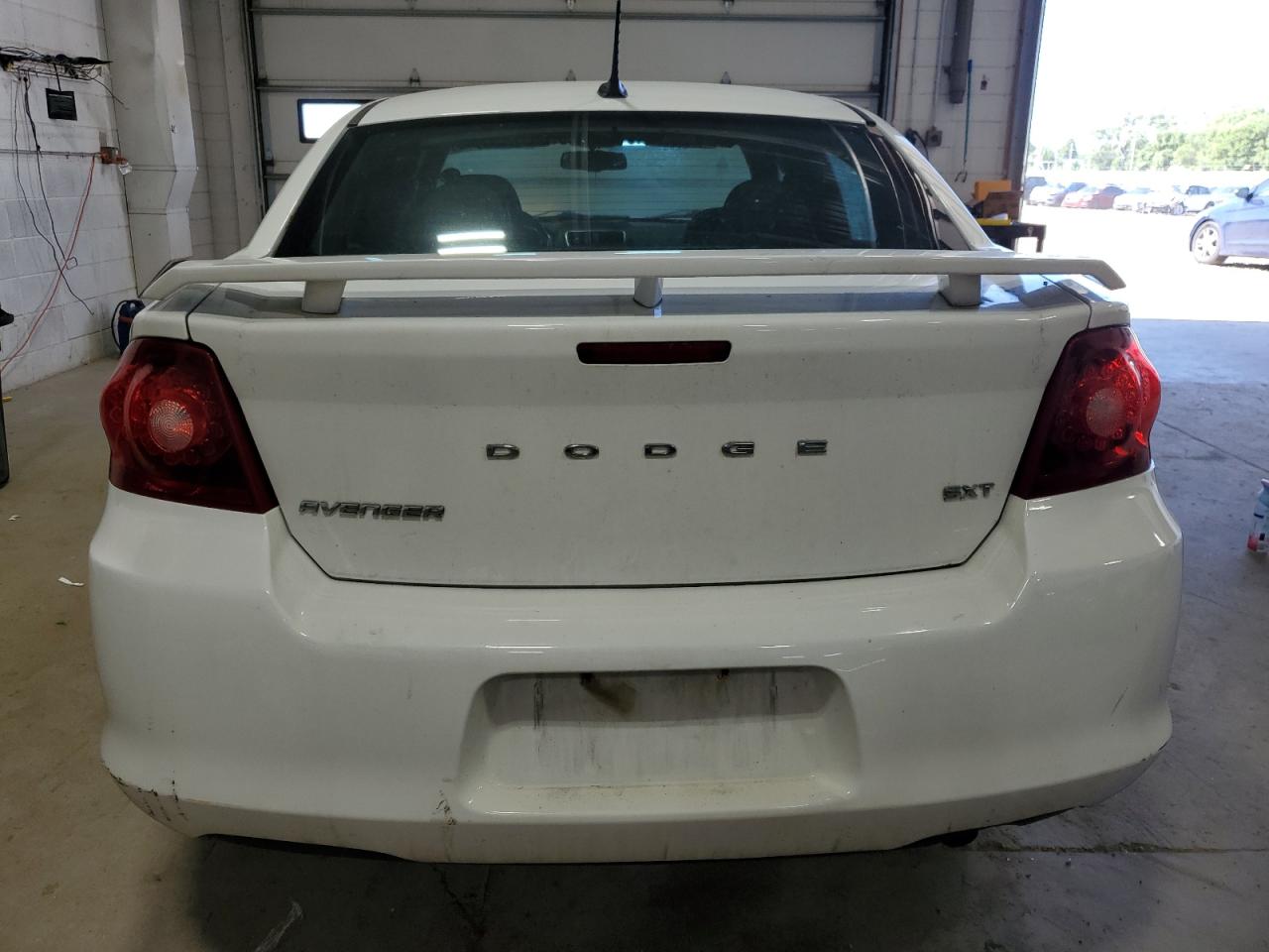 1C3CDZCB5EN111208 2014 Dodge Avenger Sxt