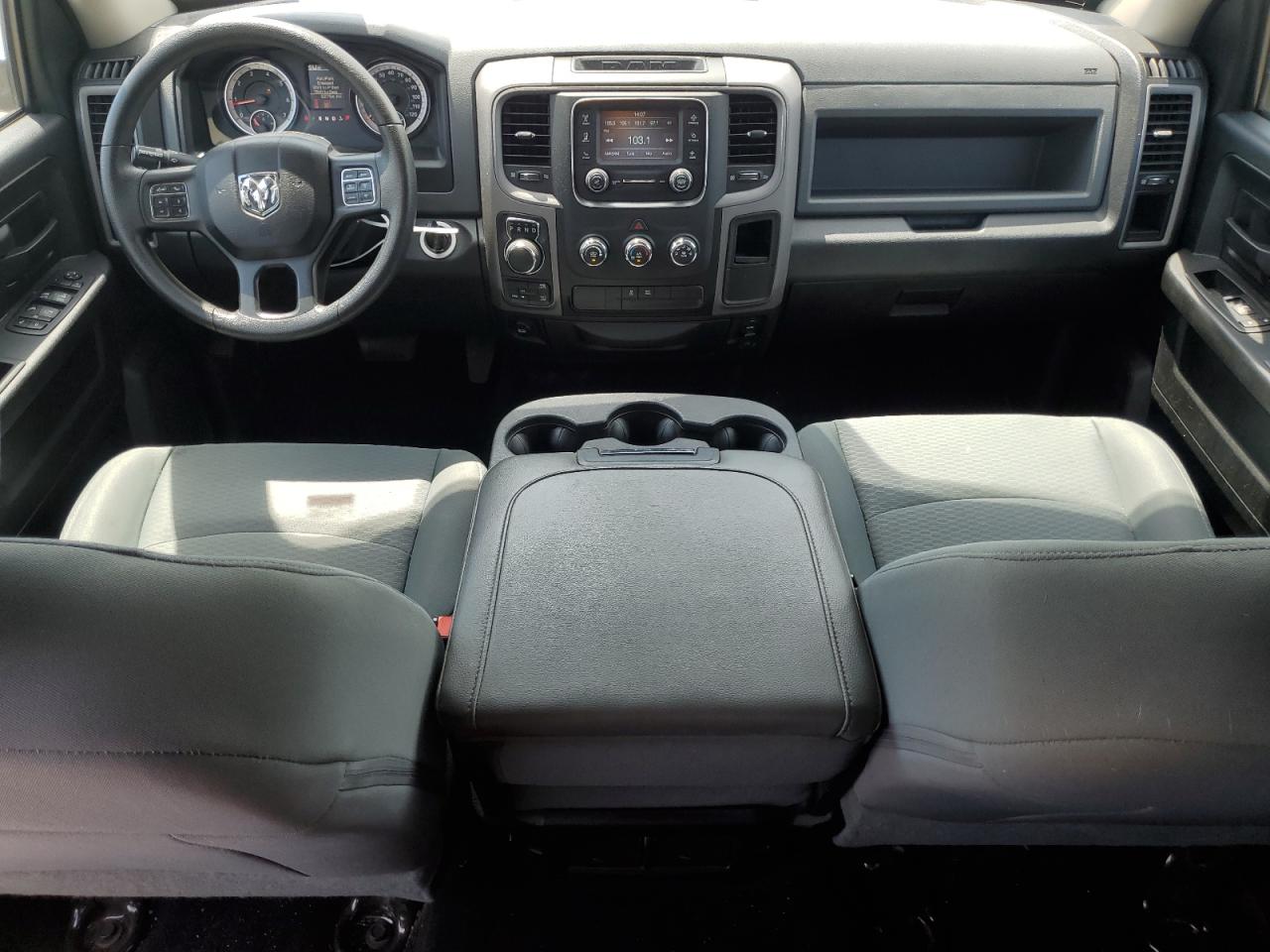 1C6RR7KT9HS694417 2017 Ram 1500 St