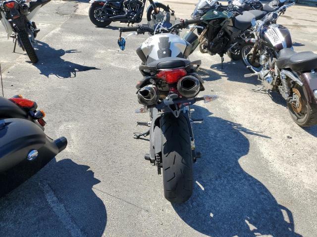 2018 APRILIA SHIVER SL7 - ZD4KHU004JS000022