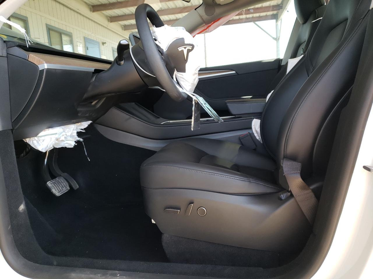 7SAYGDEE1PA119021 2023 Tesla Model Y