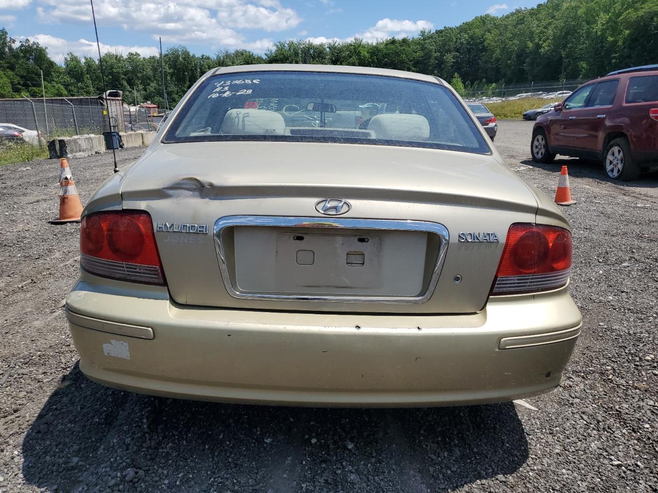 KMHWF25S02A682093 2002 Hyundai Sonata Gl