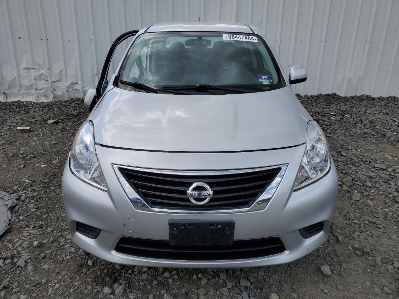 2012 Nissan Versa S vin: 3N1CN7AP1CL945665