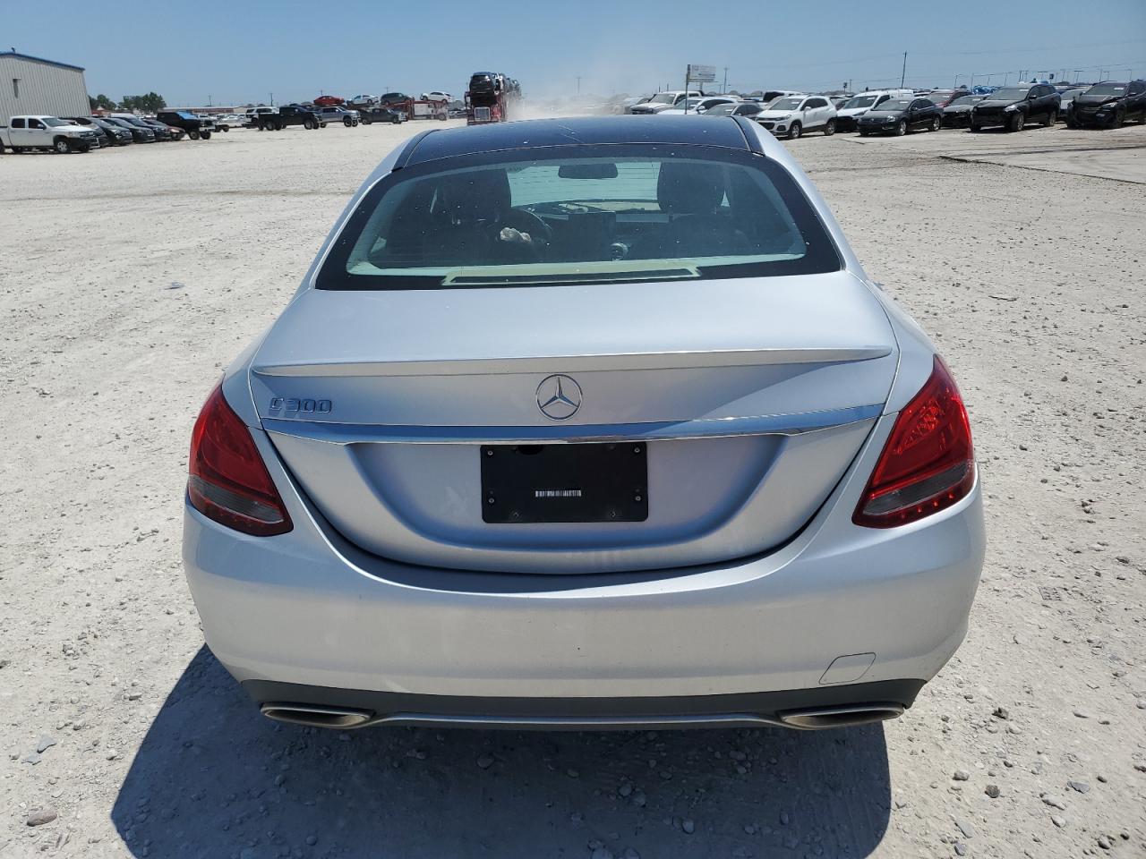 55SWF4JB0HU228074 2017 Mercedes-Benz C 300