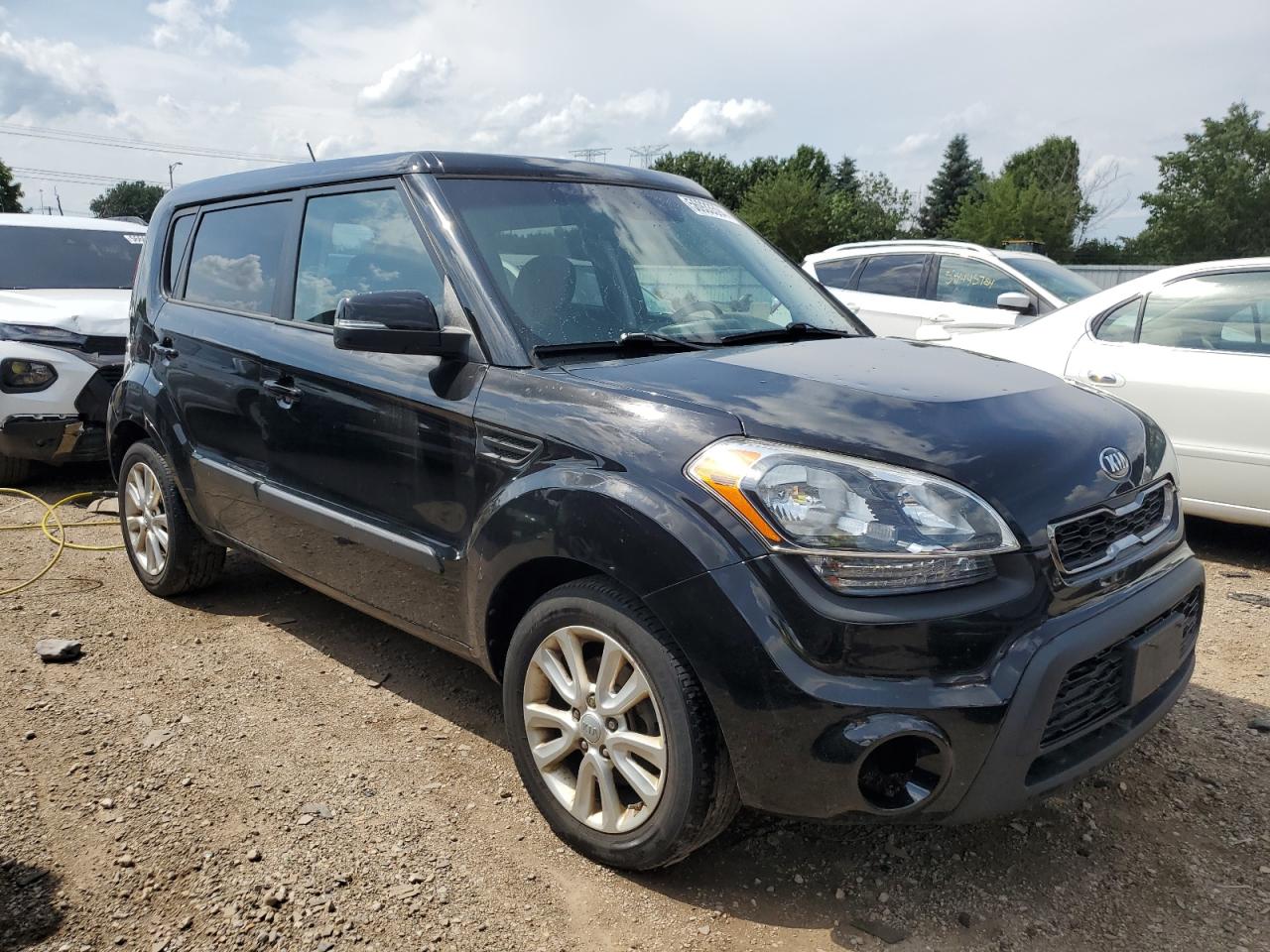 2013 Kia Soul + vin: KNDJT2A67D7603955