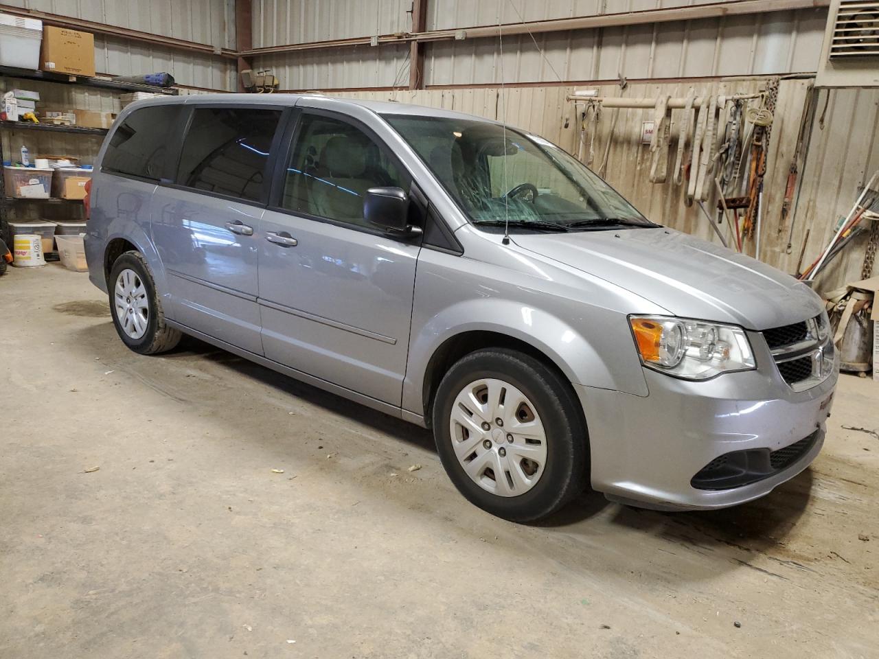 2C4RDGBG2HR819396 2017 Dodge Grand Caravan Se