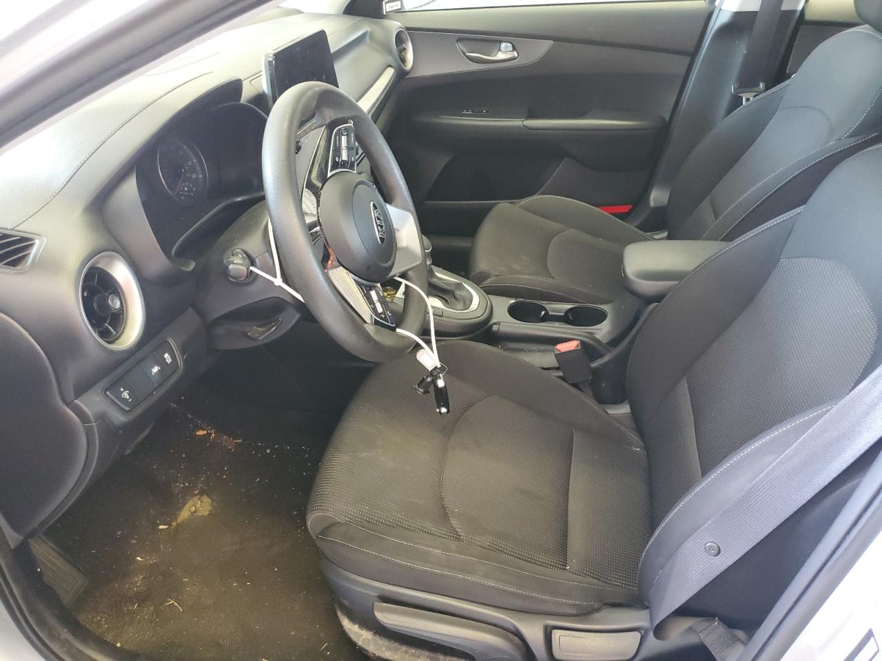 3KPF24AD0ME364557 2021 Kia Forte Fe