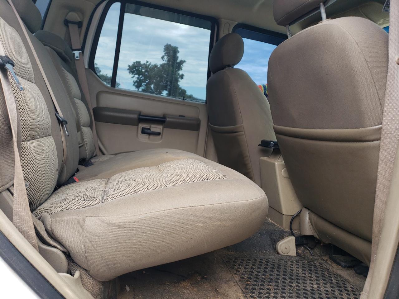 1FMZU67K64UB42885 2004 Ford Explorer Sport Trac