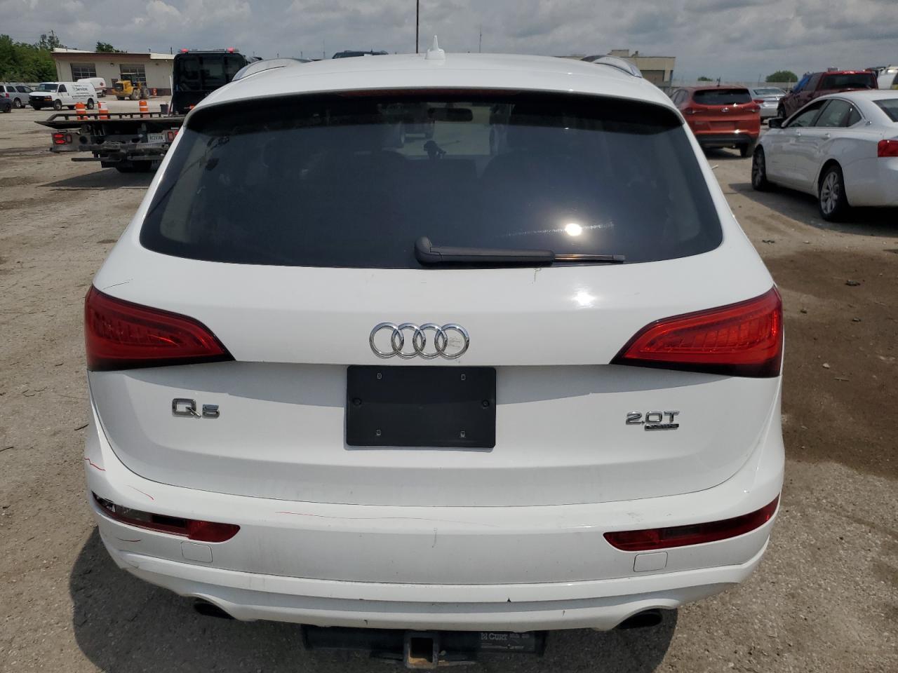 WA1CFAFP3EA042535 2014 Audi Q5 Premium