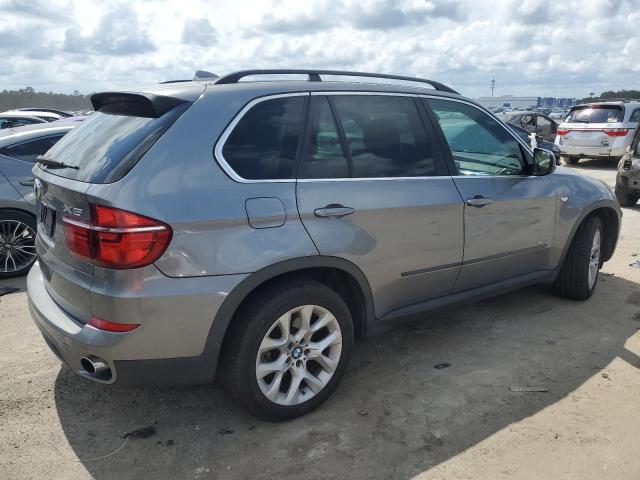 VIN 5UXZV4C59D0B19325 2013 BMW X5, Xdrive35I no.3