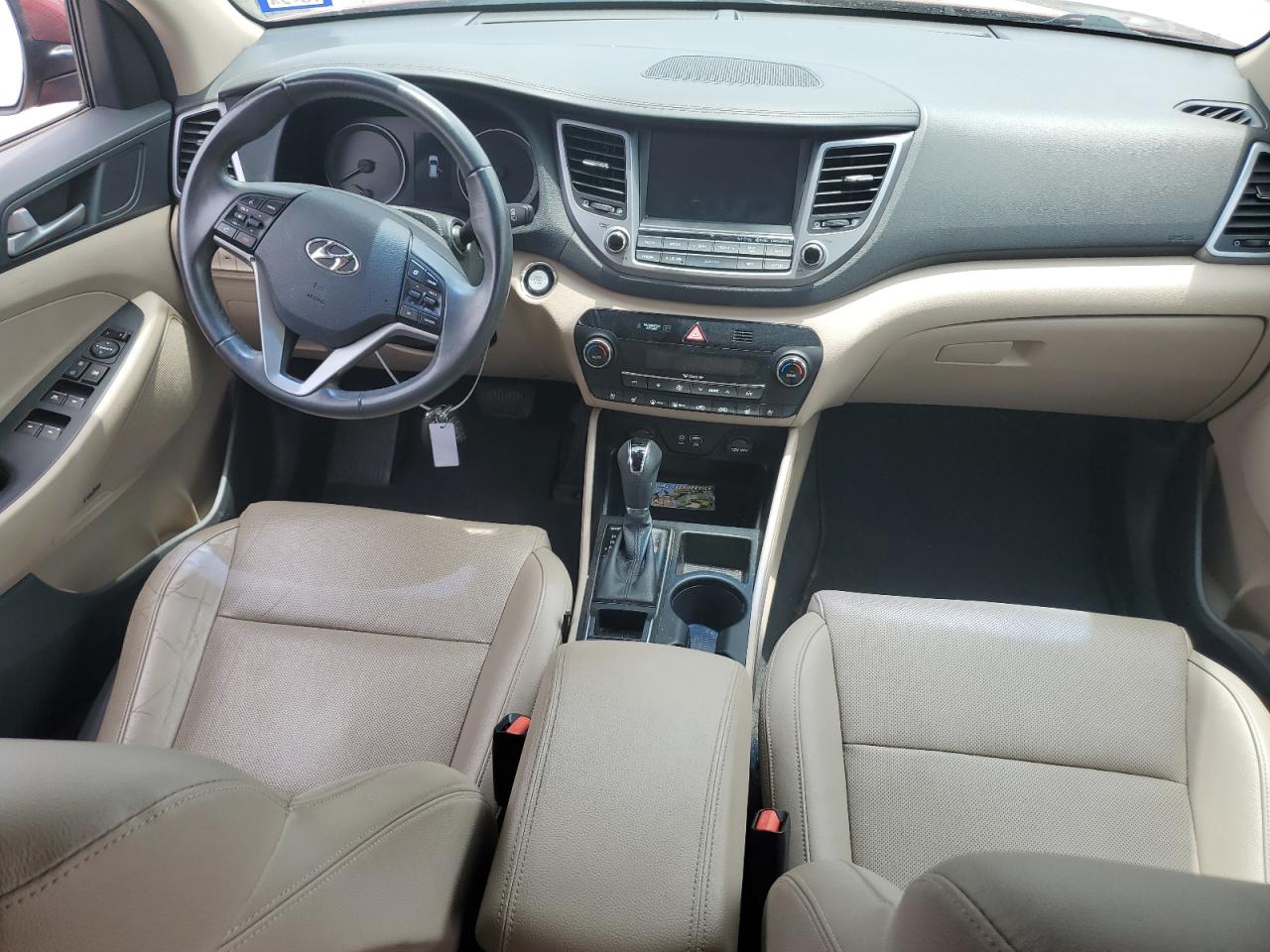 KM8J33A2XHU315398 2017 Hyundai Tucson Limited