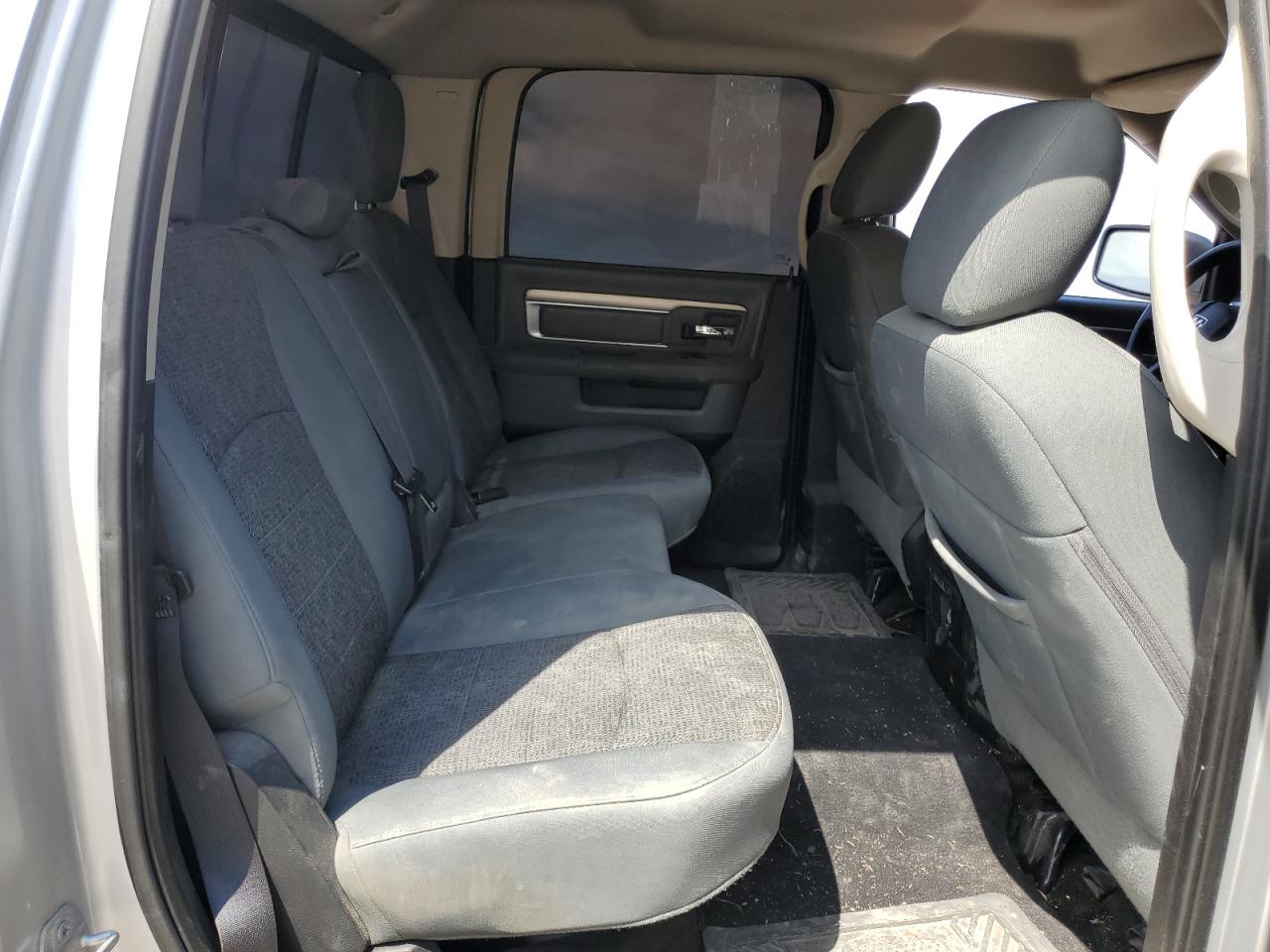 1C6RR7LT0GS139000 2016 Ram 1500 Slt