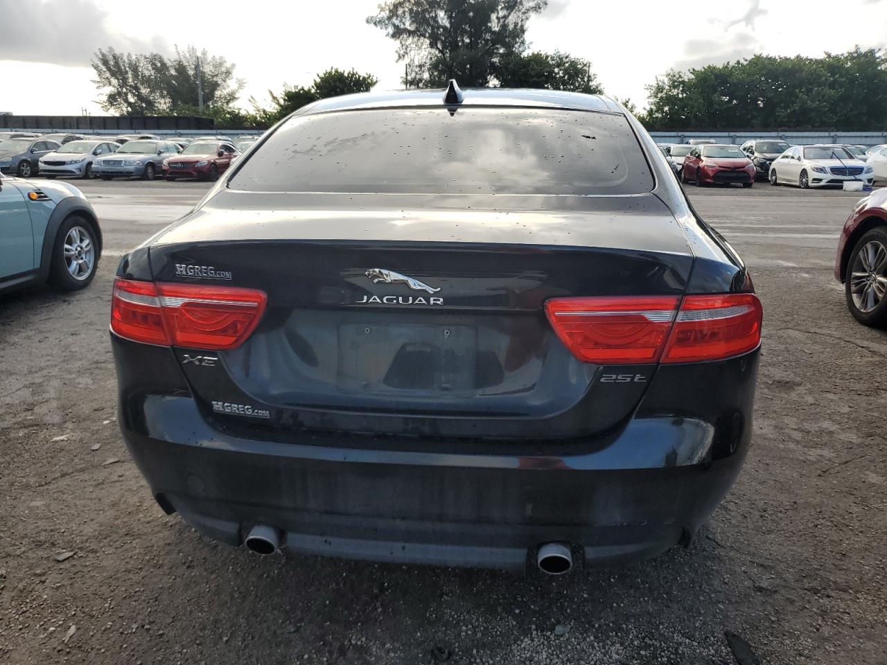 SAJAR4FX4JCP39251 2018 Jaguar Xe