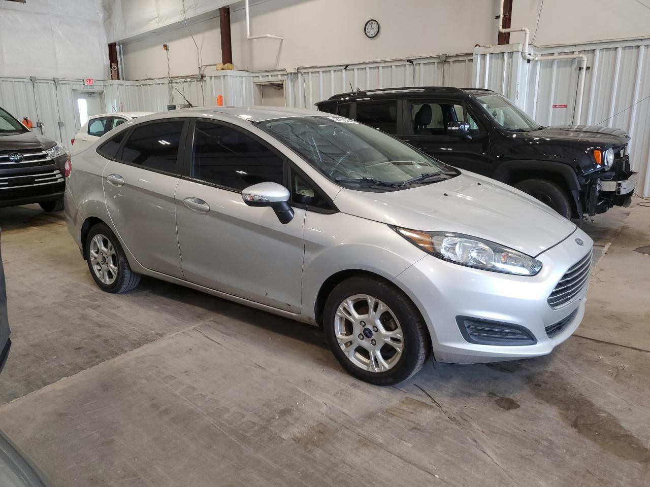 2015 Ford Fiesta Se vin: 3FADP4BJ4FM130109