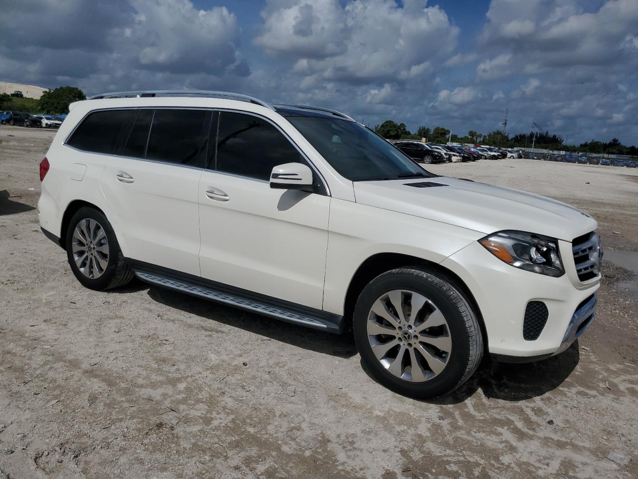 2017 Mercedes-Benz Gls 450 4Matic vin: 4JGDF6EE2HA975429