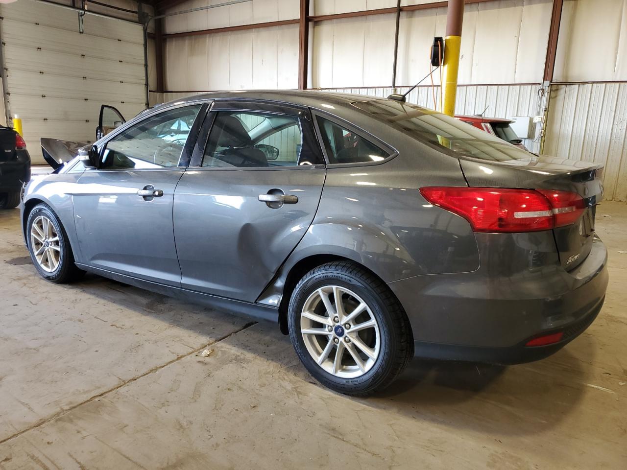 1FADP3F26HL220850 2017 Ford Focus Se