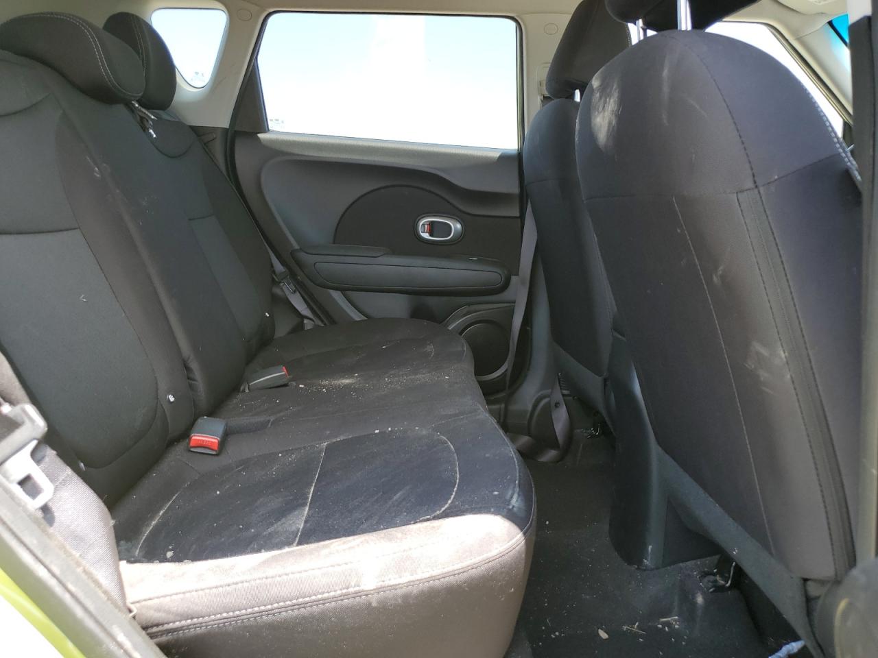 KNDJN2A27K7916105 2019 Kia Soul