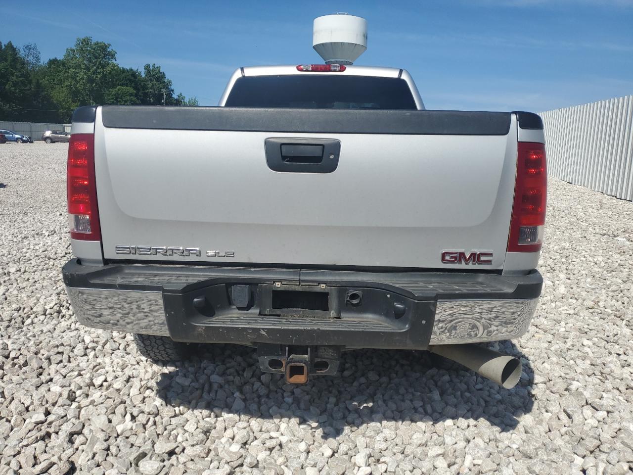 1GT120C8XBF117147 2011 GMC Sierra K2500 Sle