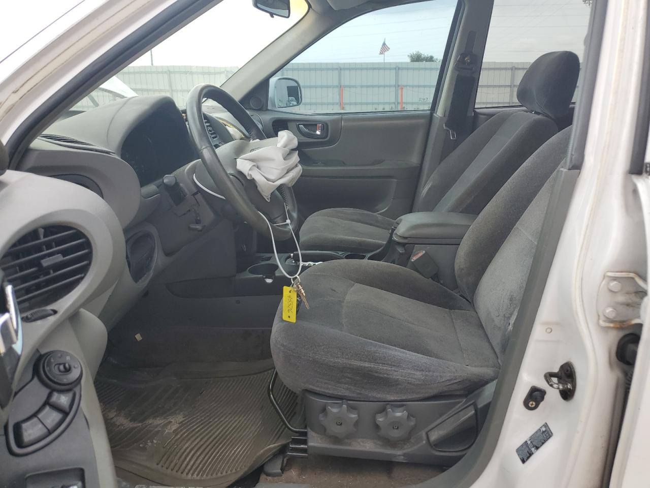 KM8SC13D84U675657 2004 Hyundai Santa Fe Gls