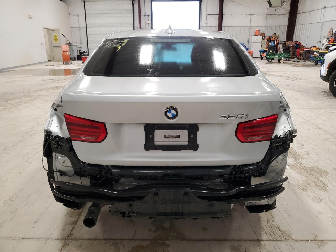 WBA8A9C55GK619328 2016 BMW 320 I