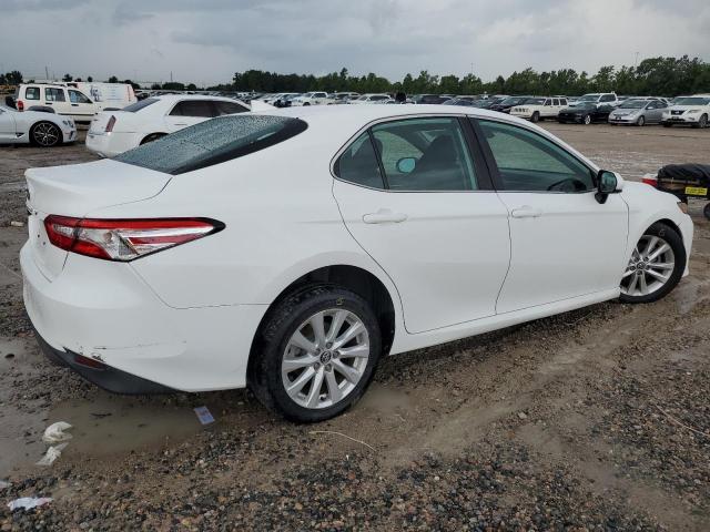 VIN 4T1C11AK0LU315289 2020 Toyota Camry, LE no.3