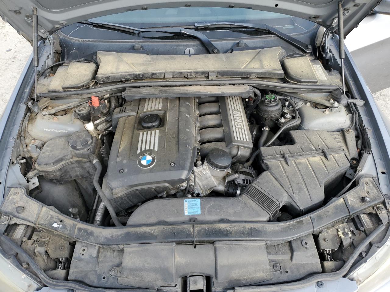 WBAPK7C50BA463890 2011 BMW 328 Xi